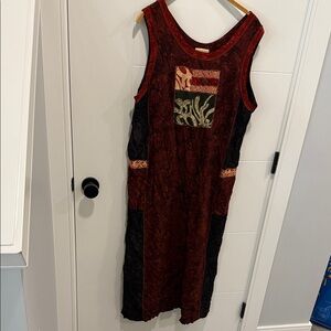 Elegant Red and Black Sleeveless Dress size XL
